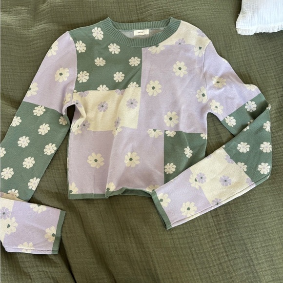 debut Sweaters - Floral Patchwork cropped floral sweater